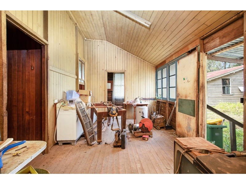 25 Anderson Street, Brooloo QLD 4570