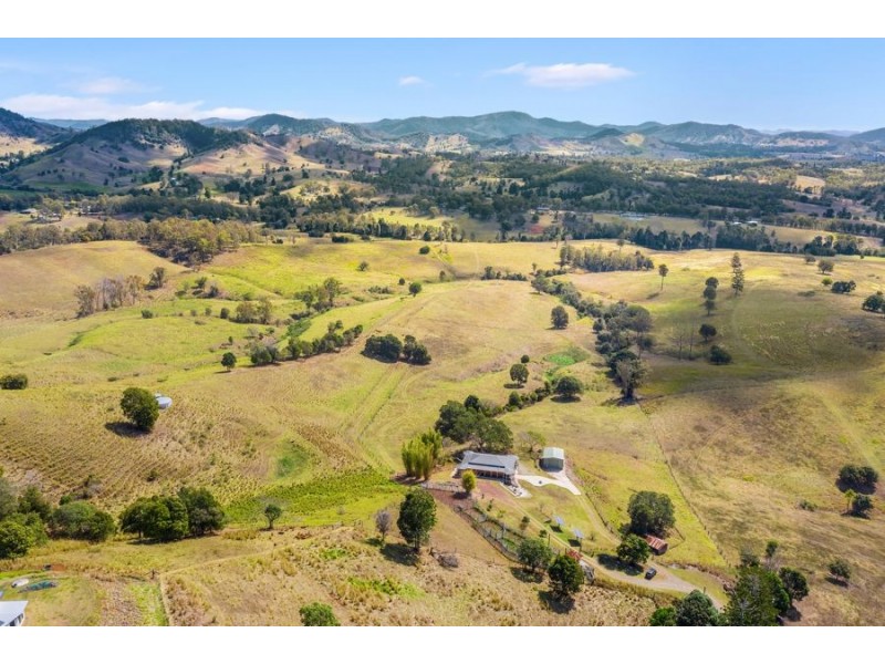 148 Paling Road, Calico Creek QLD 4570
