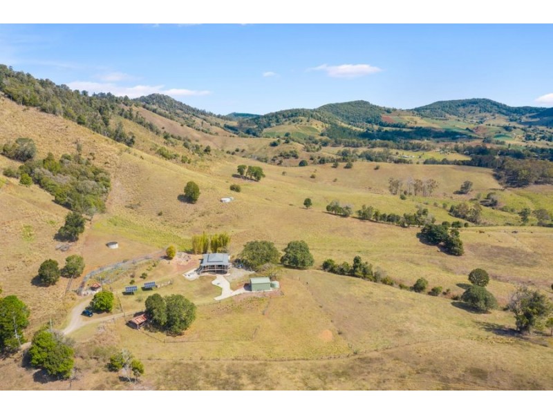 148 Paling Road, Calico Creek QLD 4570