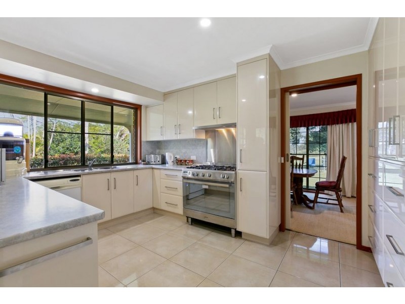 122 Shadbolt Road, Mothar Mountain QLD 4570