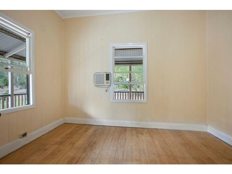 7 McNeil Road, Cedar Pocket QLD 4570