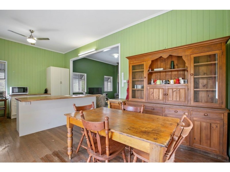 7 McNeil Road, Cedar Pocket QLD 4570