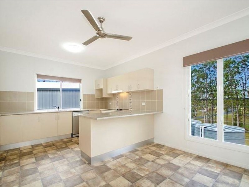 46 Old Veteran Road, Veteran QLD 4570