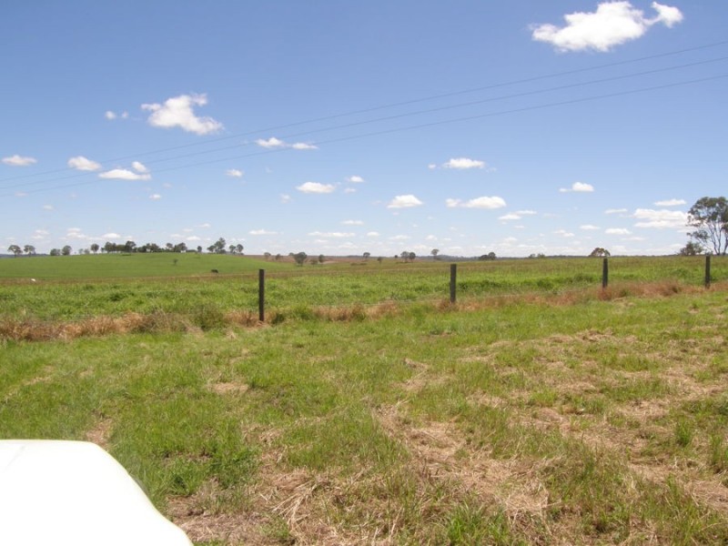 8 Leddy Court, Moffatdale QLD 4605