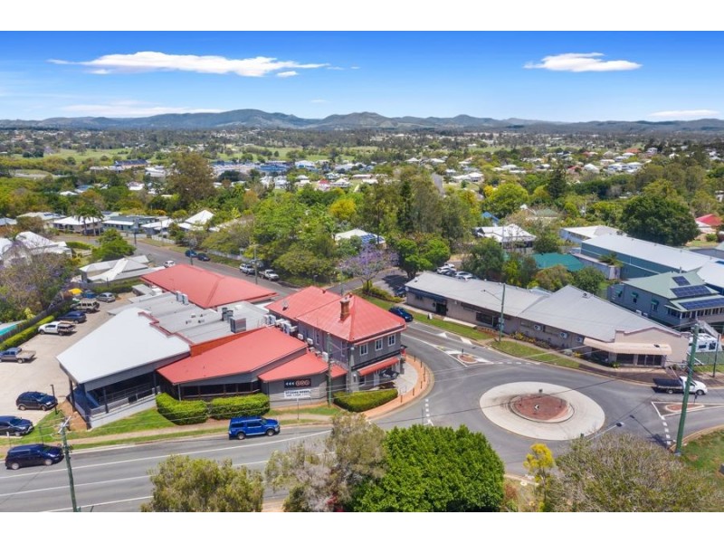 27 Red Hill Road, Gympie QLD 4570