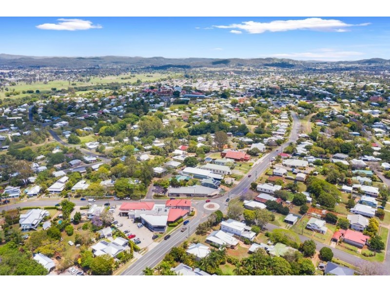 27 Red Hill Road, Gympie QLD 4570