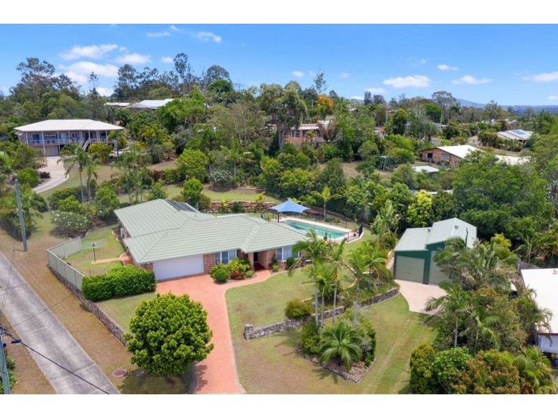 6 Farmborough Court, Southside QLD 4570