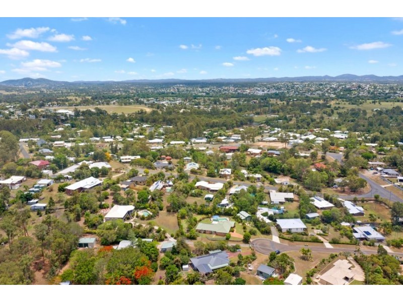 6 Farmborough Court, Southside QLD 4570