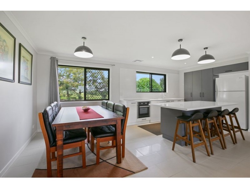 25 O’Meara Road, Downsfield QLD 4570
