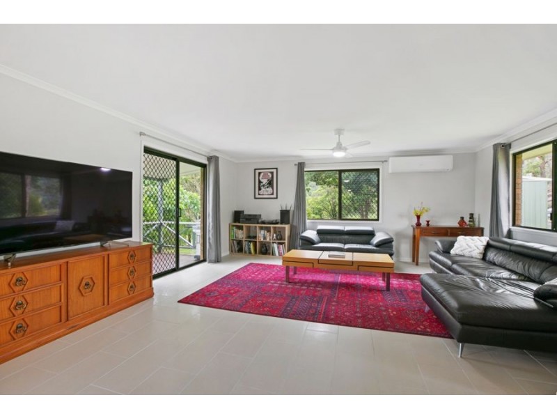 25 O’Meara Road, Downsfield QLD 4570