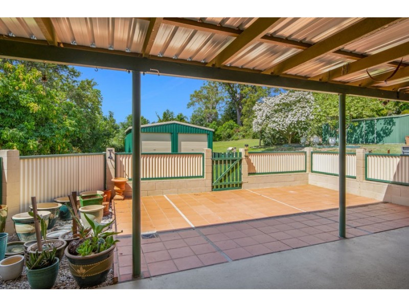 9 Luckona Crt, Southside QLD 4570