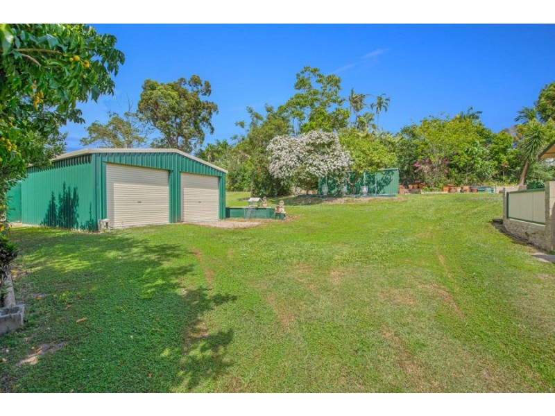 9 Luckona Crt, Southside QLD 4570