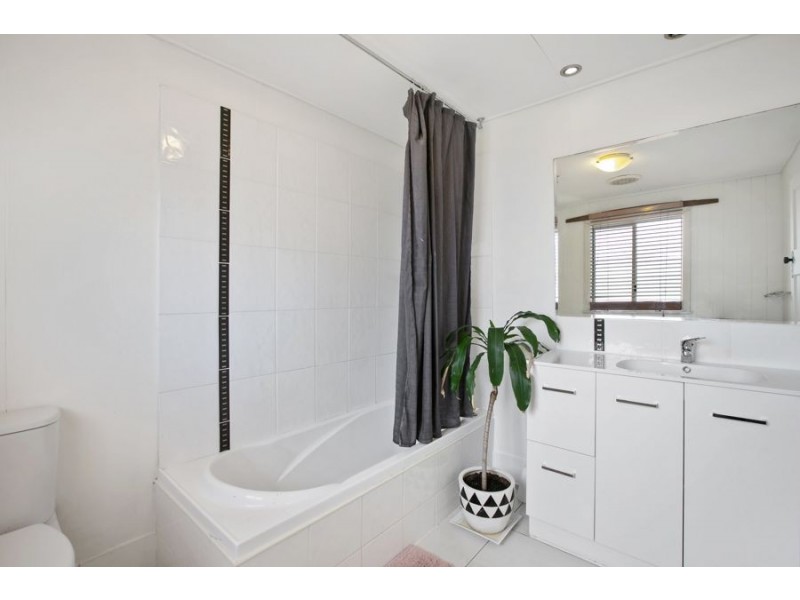 24a Iron Street, Gympie QLD 4570