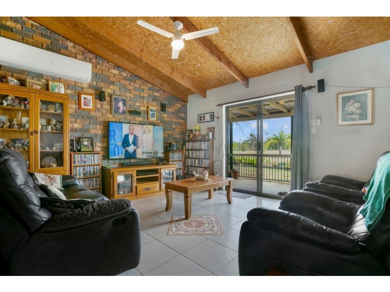 189 Caulleys Road, Paterson QLD 4570