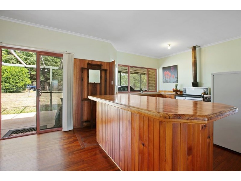 13 Meredith Road, Bauple QLD 4650