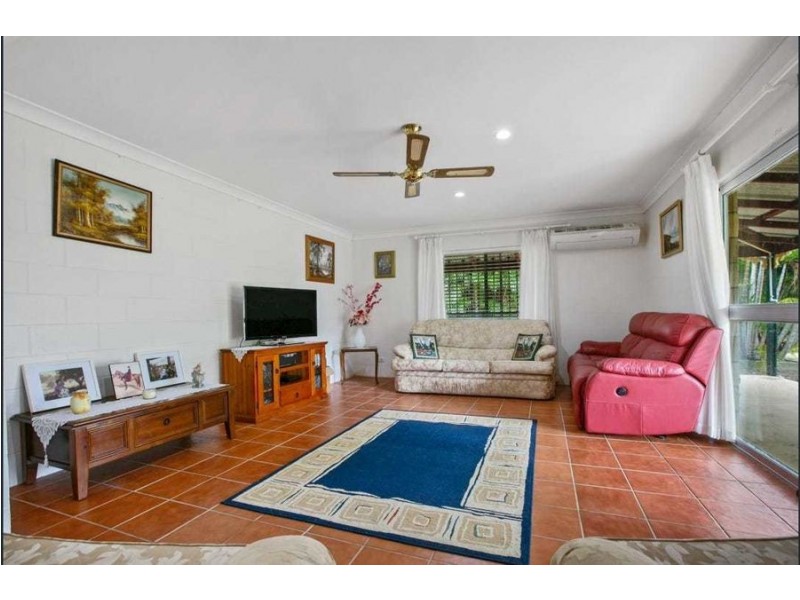 189 Cliff Jones Road, Curra QLD 4570
