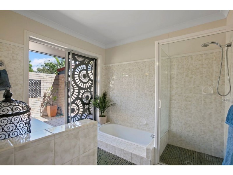 36 Sorensen Road, Southside QLD 4570