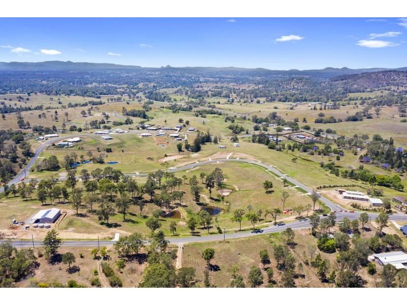 41 Walters Way, Chatsworth QLD 4570