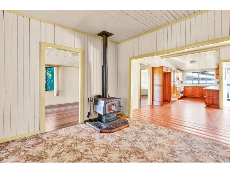 12 Cox Road, Southside QLD 4570