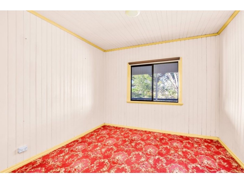 12 Cox Road, Southside QLD 4570