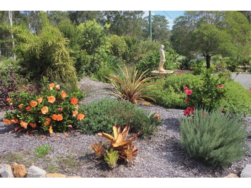 17 Hidden Place, Curra QLD 4570