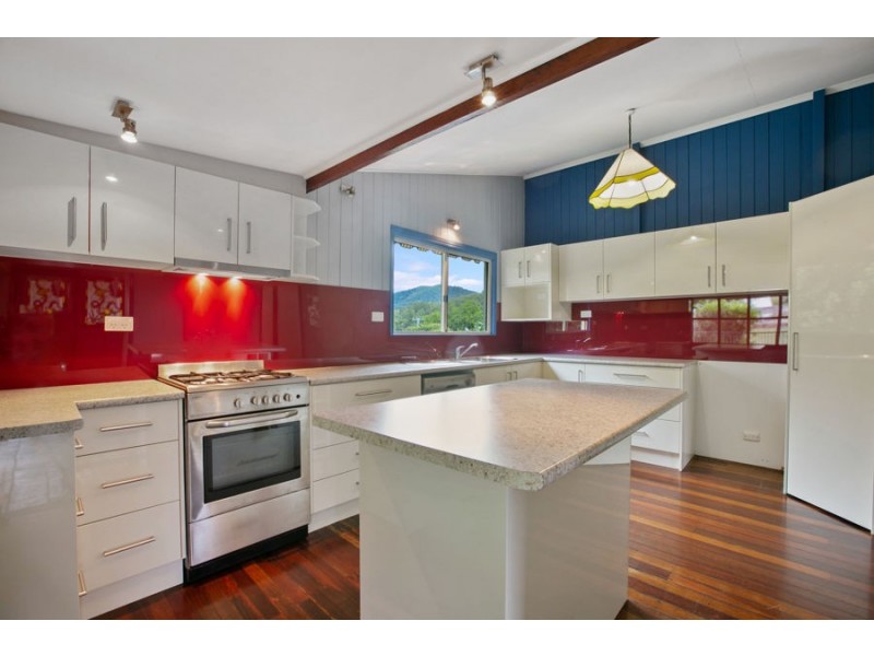 99 Long Road, Pie Creek QLD 4570