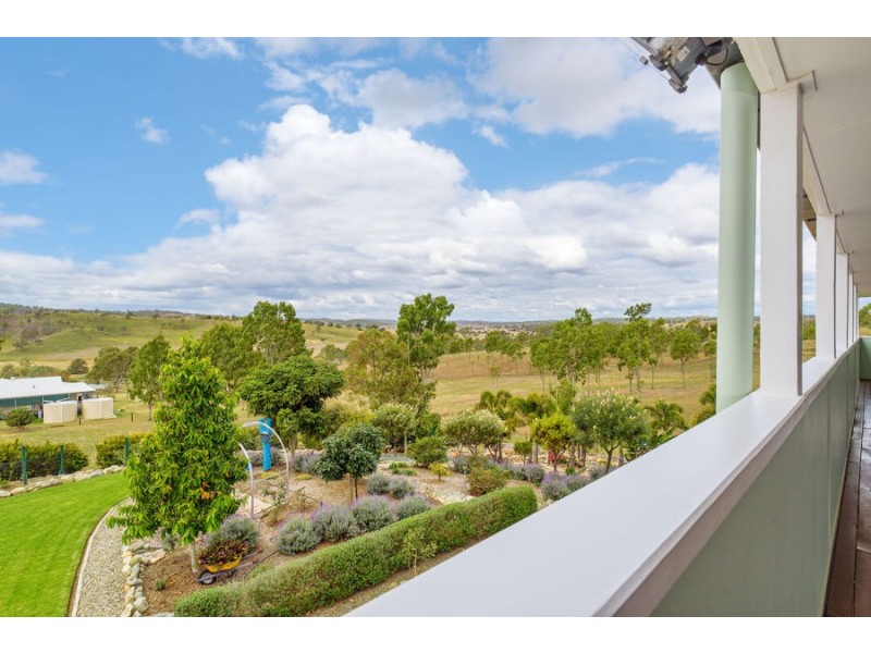 3 Fulton St, Goomeri QLD 4601