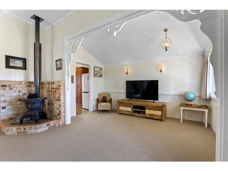 13 Berner Road, Tansey QLD 4601