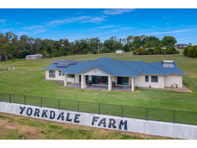 1 Yorkdale Lane, Jones Hill QLD 4570