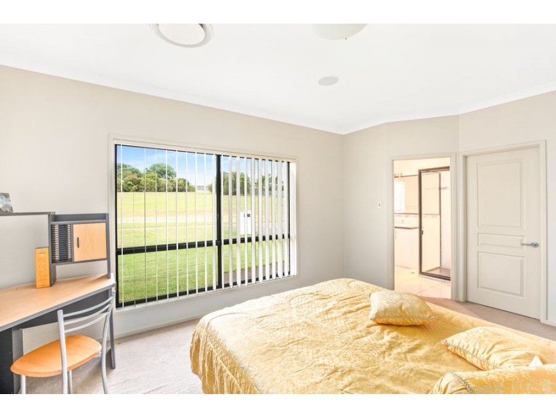 1 Yorkdale Lane, Jones Hill QLD 4570