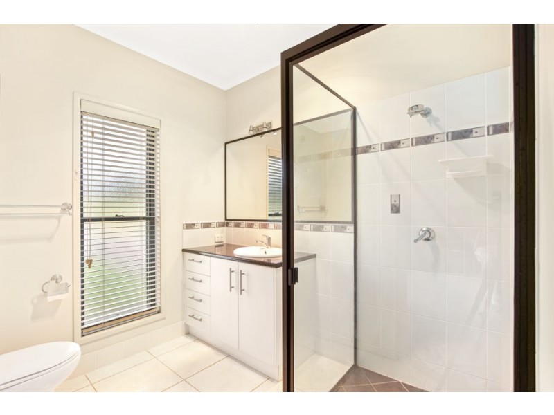 1 Yorkdale Lane, Jones Hill QLD 4570