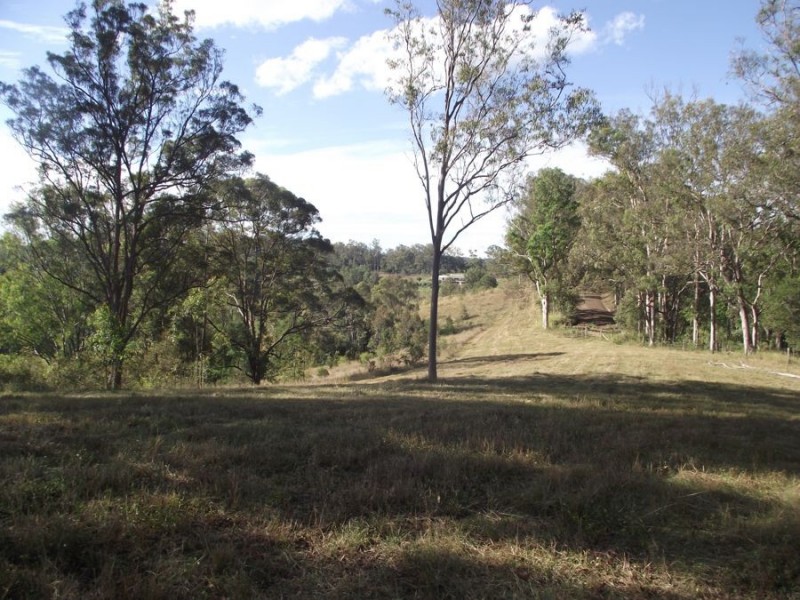 453 Old Goomboorian Road, Veteran QLD 4570