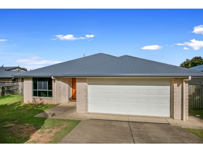 74 Gympie View Drive, Southside QLD 4570