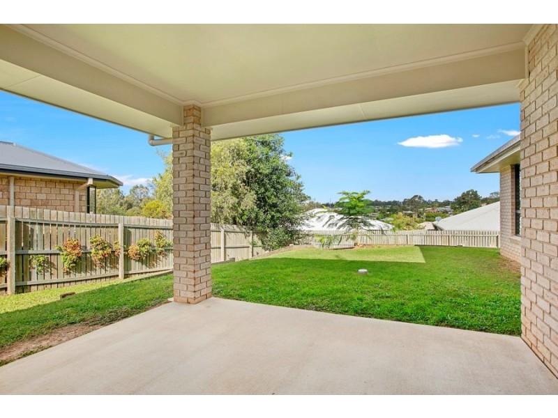 74 Gympie View Drive, Southside QLD 4570