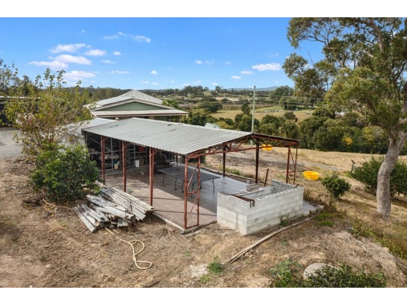 121 Cootharaba Road, Victory Heights QLD 4570