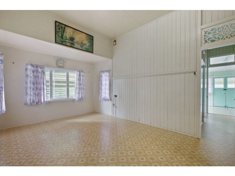 13 Barnes Street, Goomeri QLD 4601