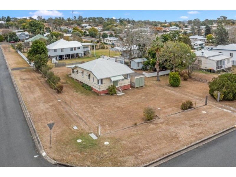 13 Barnes Street, Goomeri QLD 4601