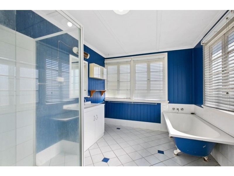 32 Barnes Street, Goomeri QLD 4601