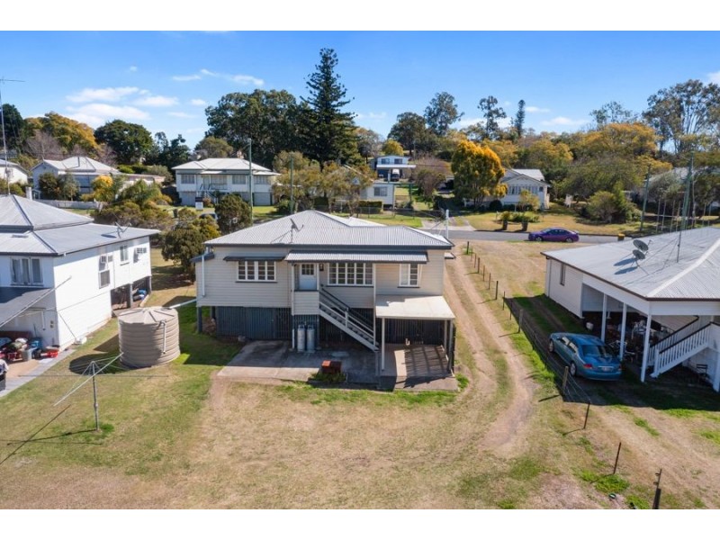 32 Barnes Street, Goomeri QLD 4601