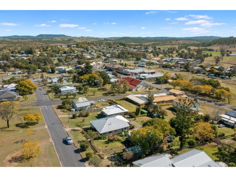 14 Hodge Street, Goomeri QLD 4601