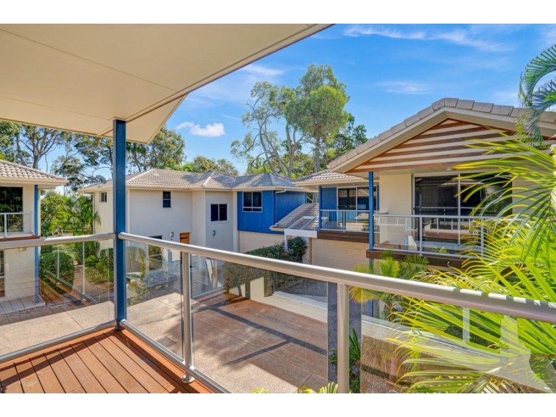 Unit 3  26 Esplanade, Tin Can Bay QLD 4580