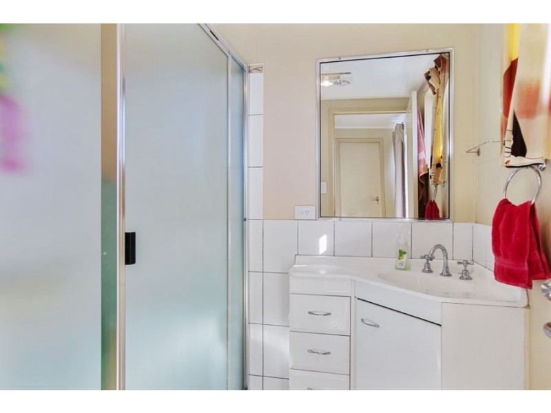 9 Barnes Street, Goomeri QLD 4601