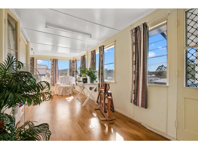 9 Barnes Street, Goomeri QLD 4601