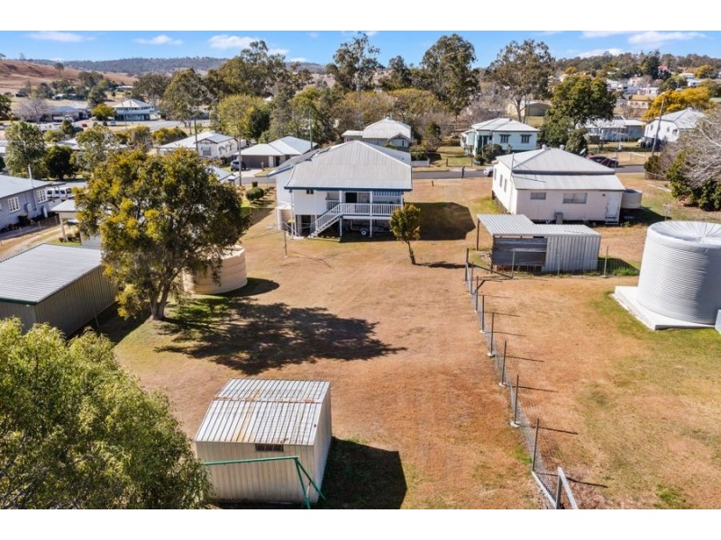 9 Barnes Street, Goomeri QLD 4601