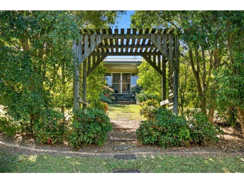 43 Anne Marie Road, Chatsworth QLD 4570