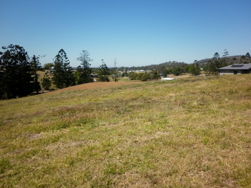 30 Walters Way, Chatsworth QLD 4570