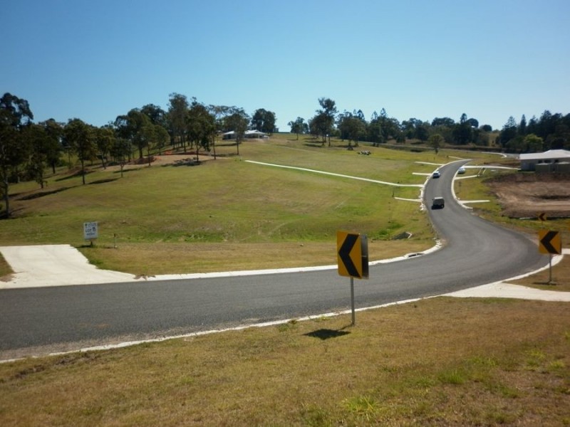 30 Walters Way, Chatsworth QLD 4570