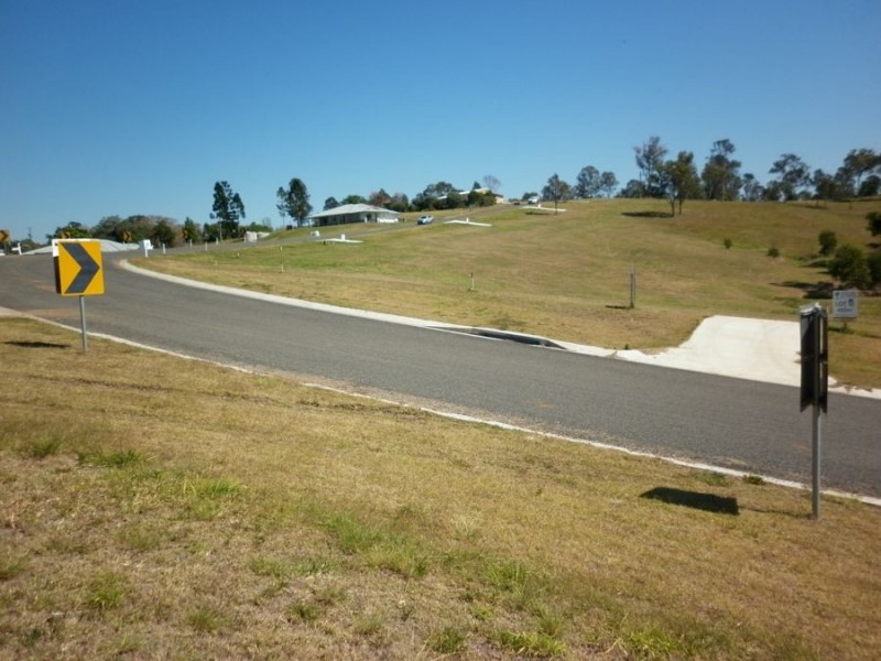 30 Walters Way, Chatsworth QLD 4570