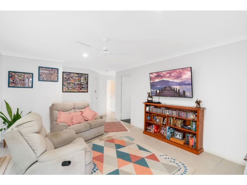 3 Bushland Drive, Southside QLD 4570