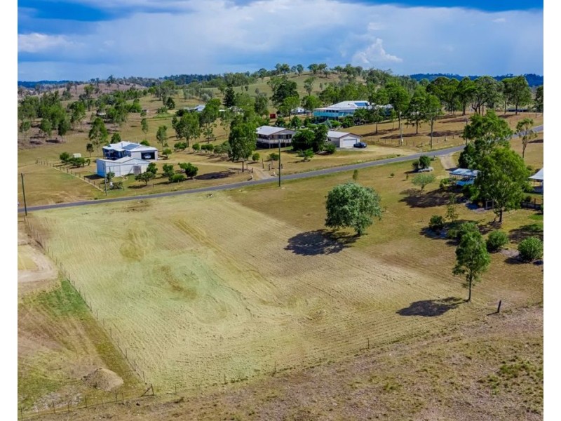 22 Fulton Street, Goomeri QLD 4601